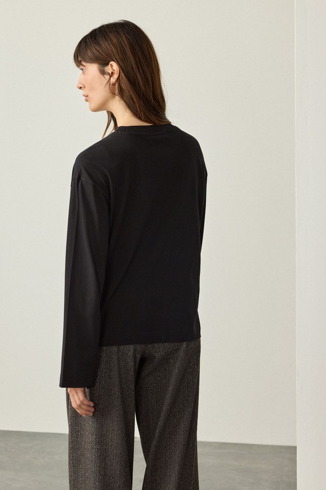 Next Langarmshirt Relaxed Fit Langarmshirt mit Rundhalsausschnitt (1-tlg) – Bild 2 von 5