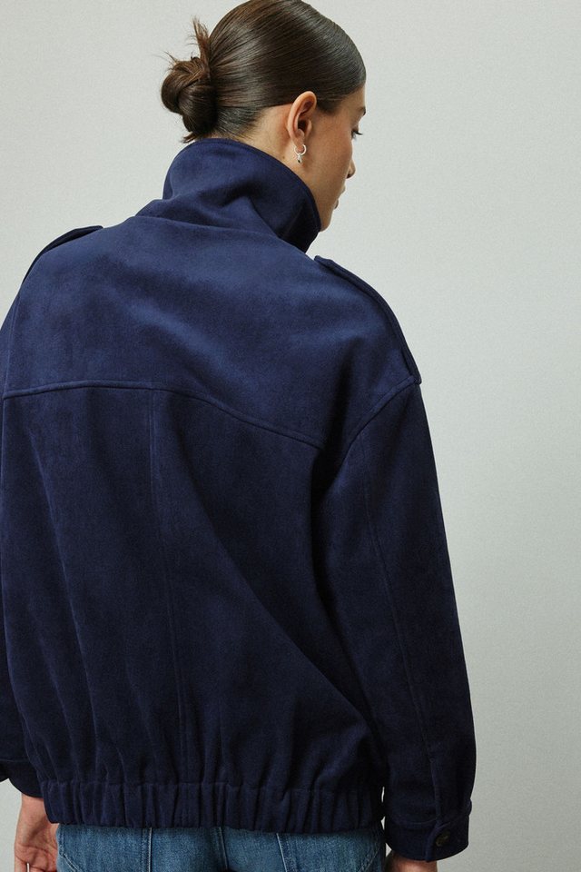 Next Ledermantel Jacke aus Kunstvelourleder mit Trichterkragen (1-tlg) – Bild 2 von 5