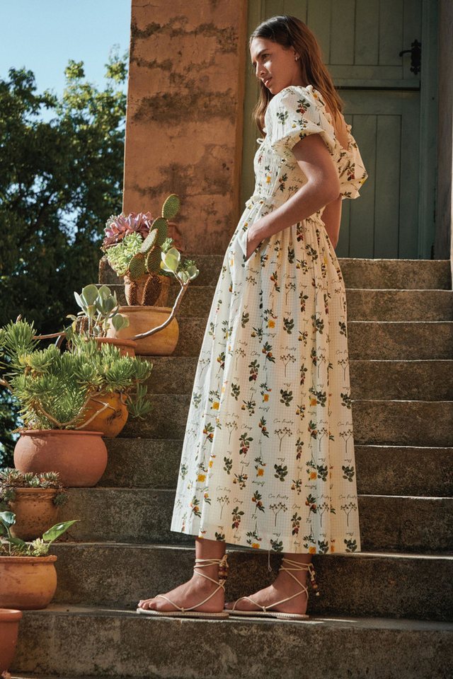 Next Midikleid Gerafftes Midikleid mit Puffärmeln (1-tlg) – Bild 2 von 5