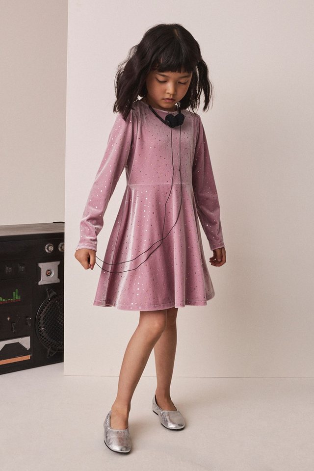 Next Samtkleid Funkelndes Kleid aus Samt mit langen Ärmeln (1-tlg) – Bild 4 von 5
