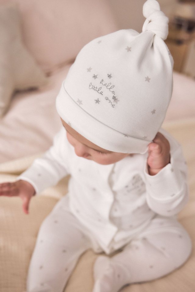 Next Schlafoverall Baby Schlafanzug, Bodysuit, Mütze und Lätzchen (4-tlg) – Bild 2 von 5