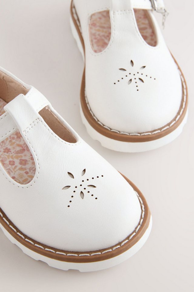 Next Schuhe mit T-Steg T-Strap-Sandale – Bild 4 von 5