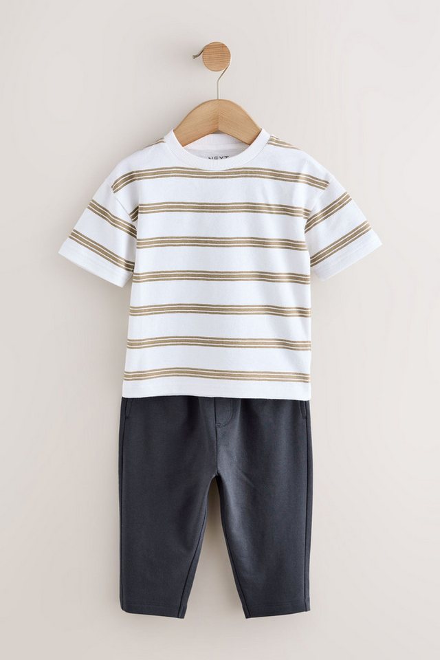 Next Shirt, Hose & Jäckchen Jersey-Hemd, T-Shirt und Jogginghose, 3er-Set (3-tlg) – Bild 3 von 5