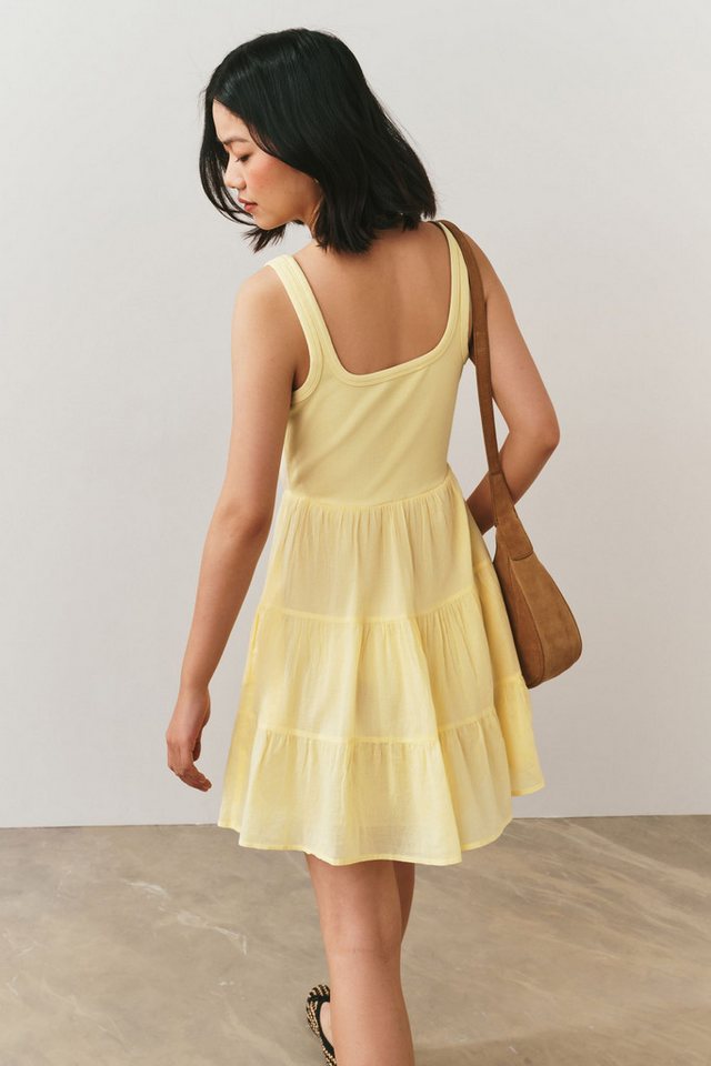 Next Sommerkleid Gestuftes Minikleid mit eckigem Ausschnitt (1-tlg) – Bild 2 von 5