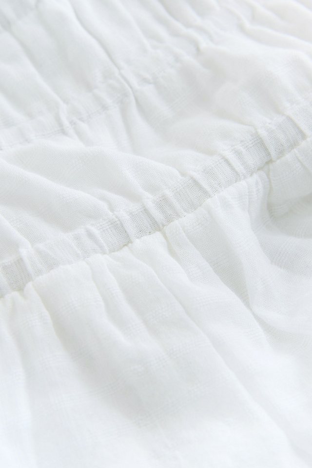 Next Strandkleid Kleid mit eckigem Ausschnitt und Flatterärmeln (1-tlg) – Bild 2 von 3