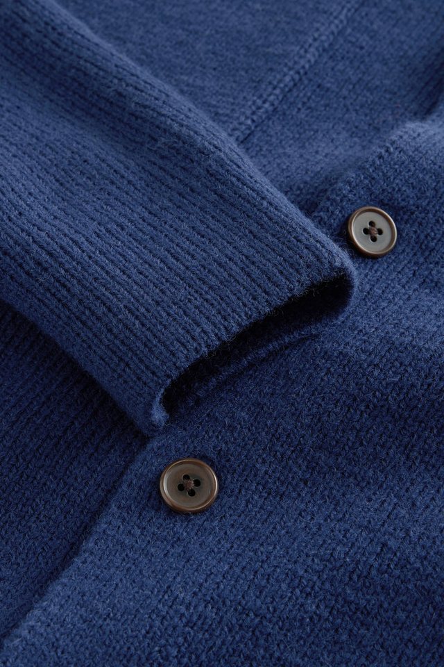 Next Strickjacke Regular Fit Strickjacke mit Knopfverschluss (1-tlg) – Bild 4 von 5