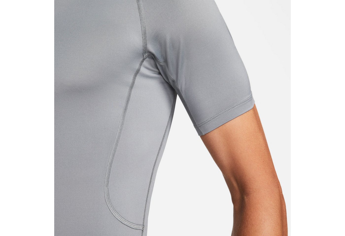 Nike Trainingsshirt M NP DF TIGHT TOP SS – Bild 5 von 5