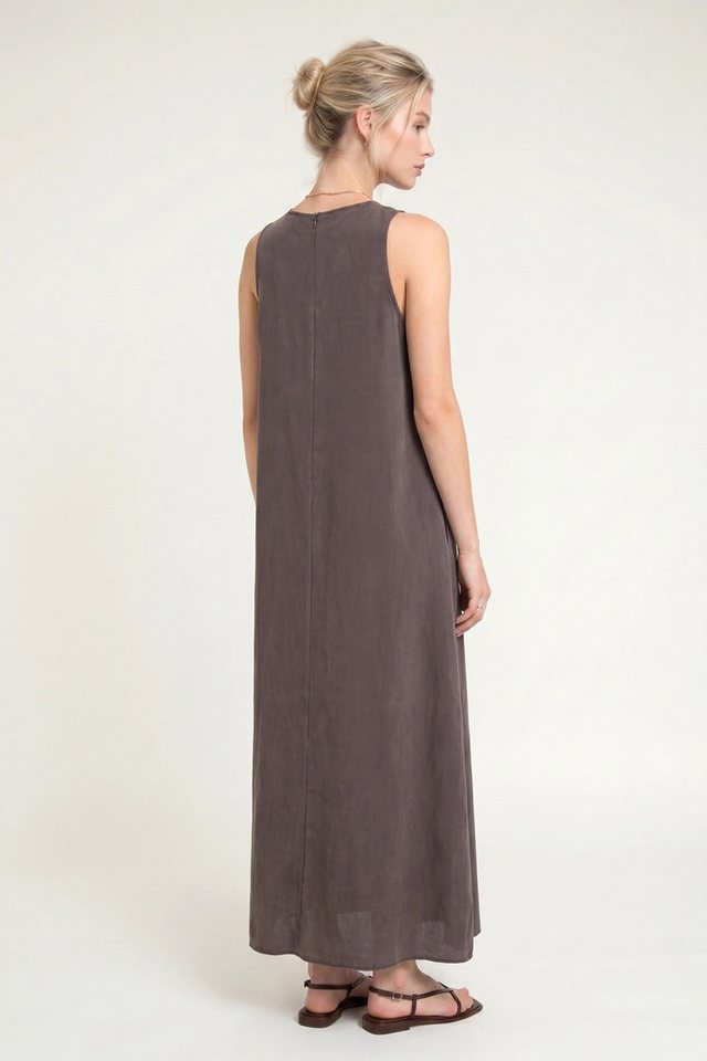No Matter What Maxikleid Ärmelloses, lockeres Maxi-Kleid – Bild 5 von 5