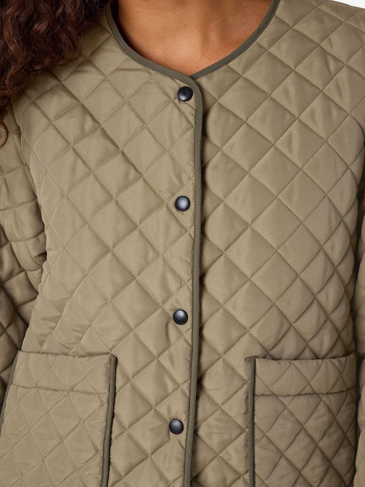 Noisy may Blouson leicht gesteppt, mit Druckknöpfen und für Damen (1-St) Recyceltes Material nachhaltig Normal Fit Rundhals Langarm – Bild 3 von 5
