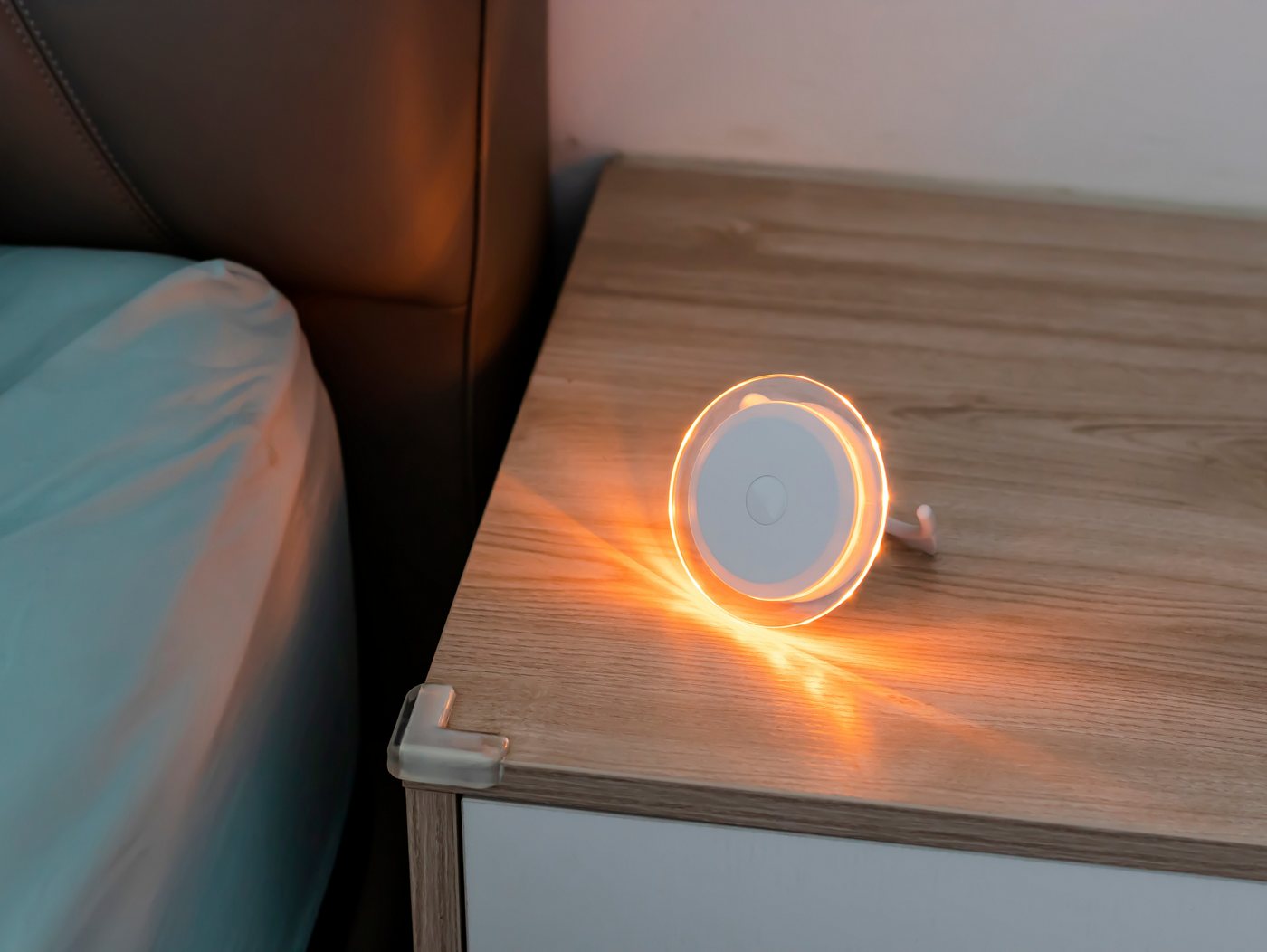 Northpoint LED Nachtlicht mit Bewegungssensor, USB-Anschluss, Aufhängung 1600K, Kerzenlicht/Warmweiß – Bild 2 von 5