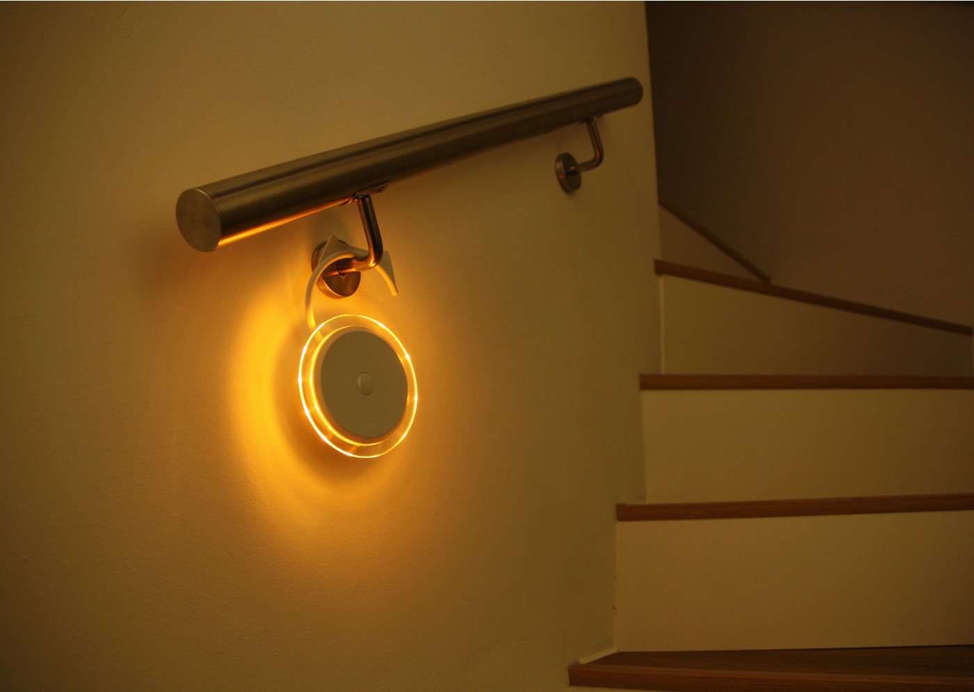 Northpoint LED Nachtlicht mit Bewegungssensor, USB-Anschluss, Aufhängung 1600K, Kerzenlicht/Warmweiß – Bild 3 von 5