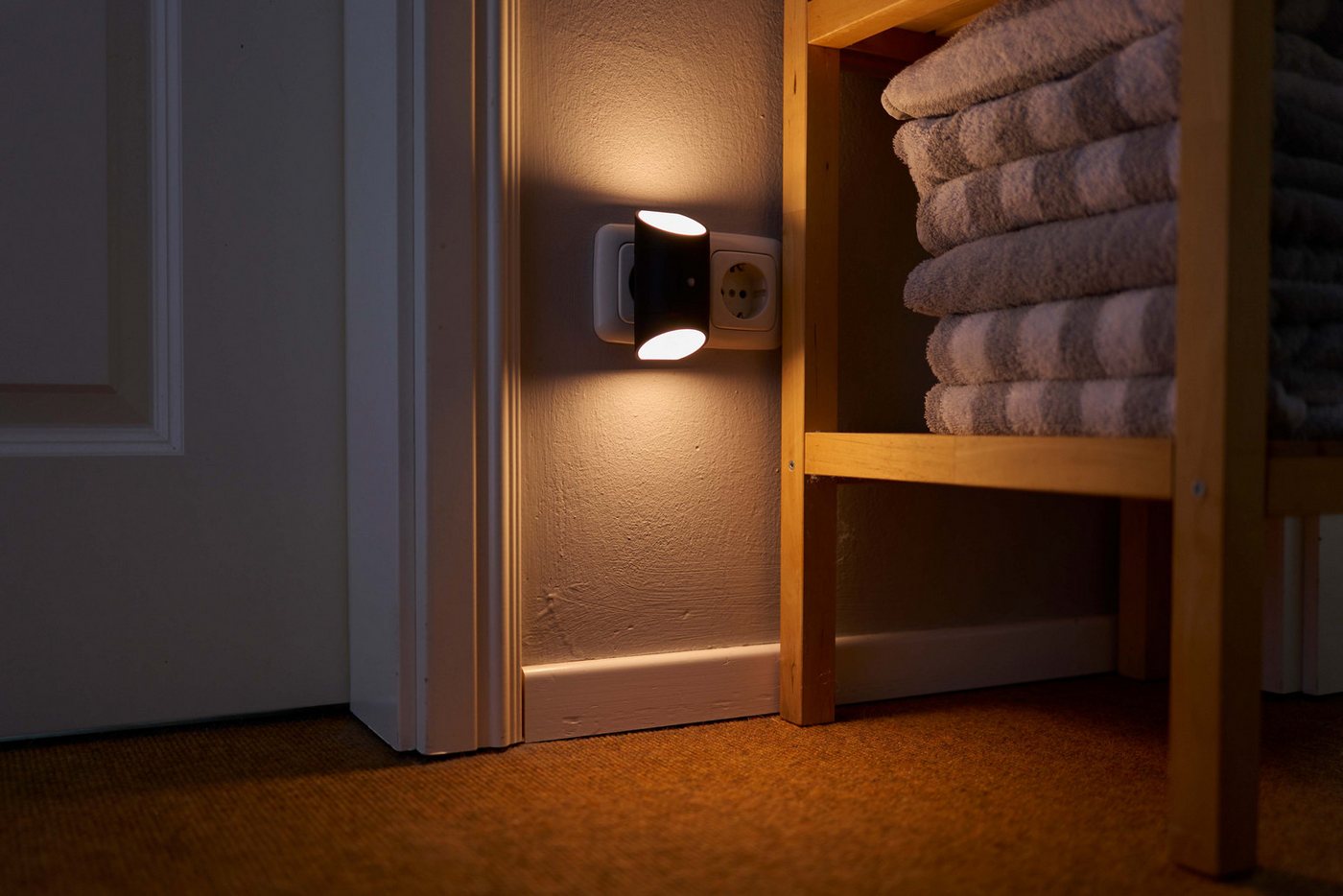 Northpoint LED Nachtlicht mit Dämmerungssensor & Bewegungsmelder, Up&Down Licht für Steckdose – Bild 2 von 2