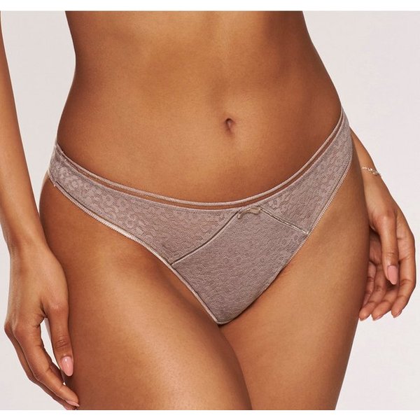 Nuance by Lascana String aus Allover-Jacquardspitze im angesagten Leo-Look