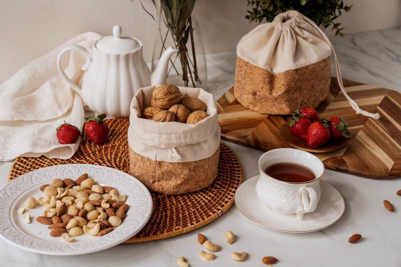 Nuts Brotkorb und Beutel mit Korkboden, umweltfreundliche – Bild 4 von 5