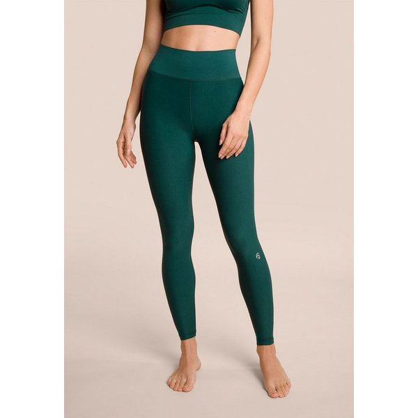 OCEANSAPART Leggings Beverly (1-tlg) mit Soft-Touch-Material
