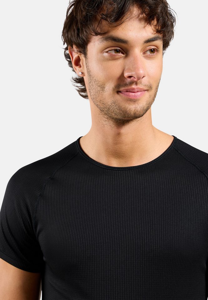 Odlo Funktionsshirt BL TOP crew neck s/s-ACTIVE LIGHT mit Rundhalsausschnitt, Kurzarm-Design, atmungsaktiv – Bild 3 von 4