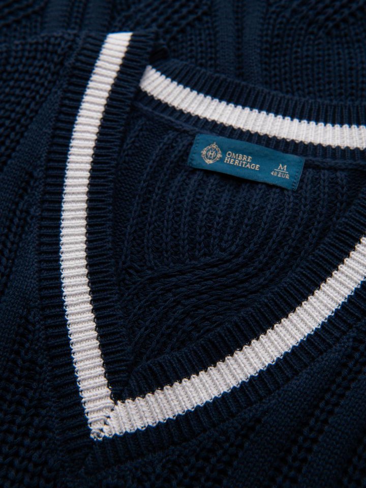 OMBRE V-Ausschnitt-Pullover Herrenpullover mit Zopfmuster und V-Ausschnitt – Bild 5 von 5