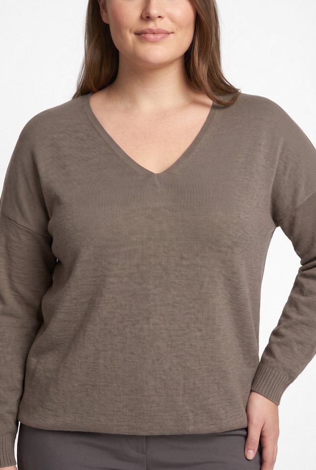 ONLY CARMAKOMA V-Ausschnitt-Pullover CARMARGARETA LS PULLOVER KNT NOOS Viskosemischung, regular fit – Bild 2 von 5