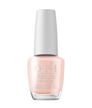 OPI Nature Strong Nagellack · 15 ml · Dunkelrot