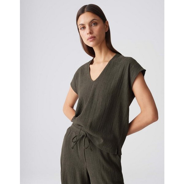 OPUS Kurzarmshirt Sirukus Structure Boxy Fit mit Crash Effekt fließender Fall. Perfekt für moderne, feminine Looks