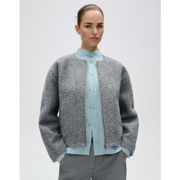 OPUS Kurzjacke Hurlisa aus Webware mit formstabiler Struktur O-Silhouette mit überschnittener Schulter und voluminösen Ärmeln