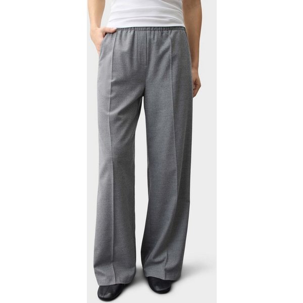 OPUS PANTS Stoffhose Mucia smooth aus fließender Webware Weiter, gerader Beinverlauf mit weich fließendem Fall