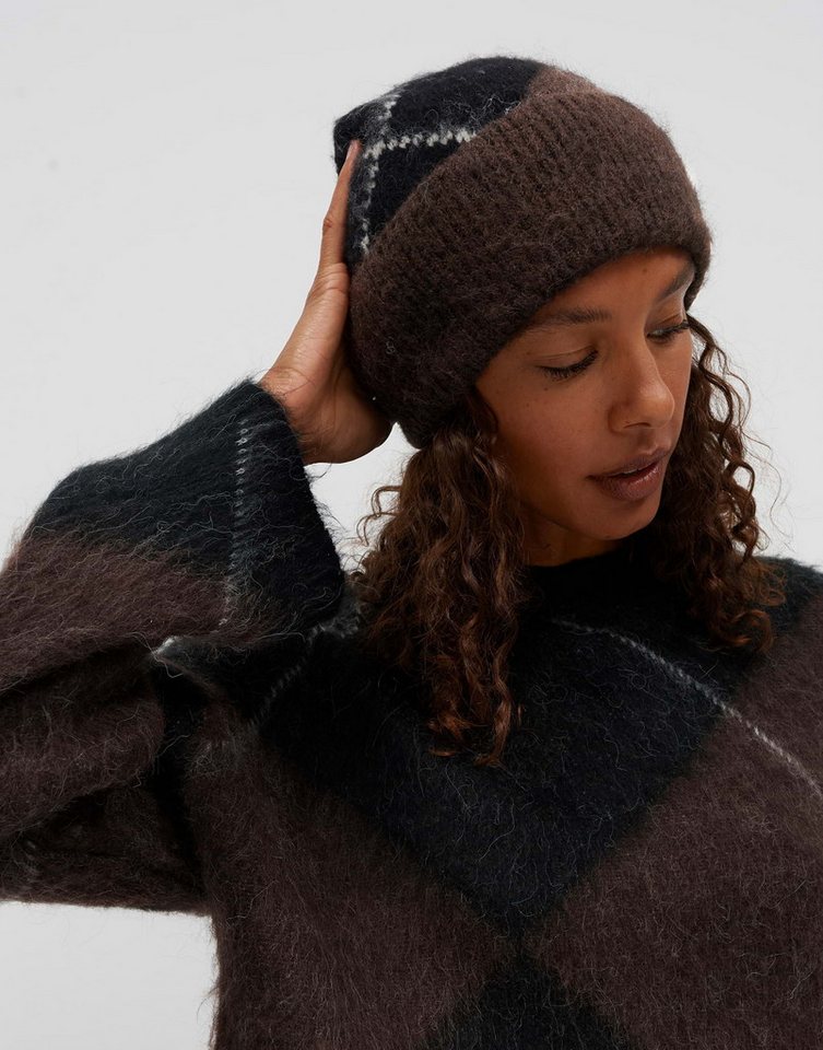 OPUS Strickmütze Arauta cap aus fließender Webware One-Size-Form mit wärmender Haptik und weichem Effektgarn – Bild 2 von 4