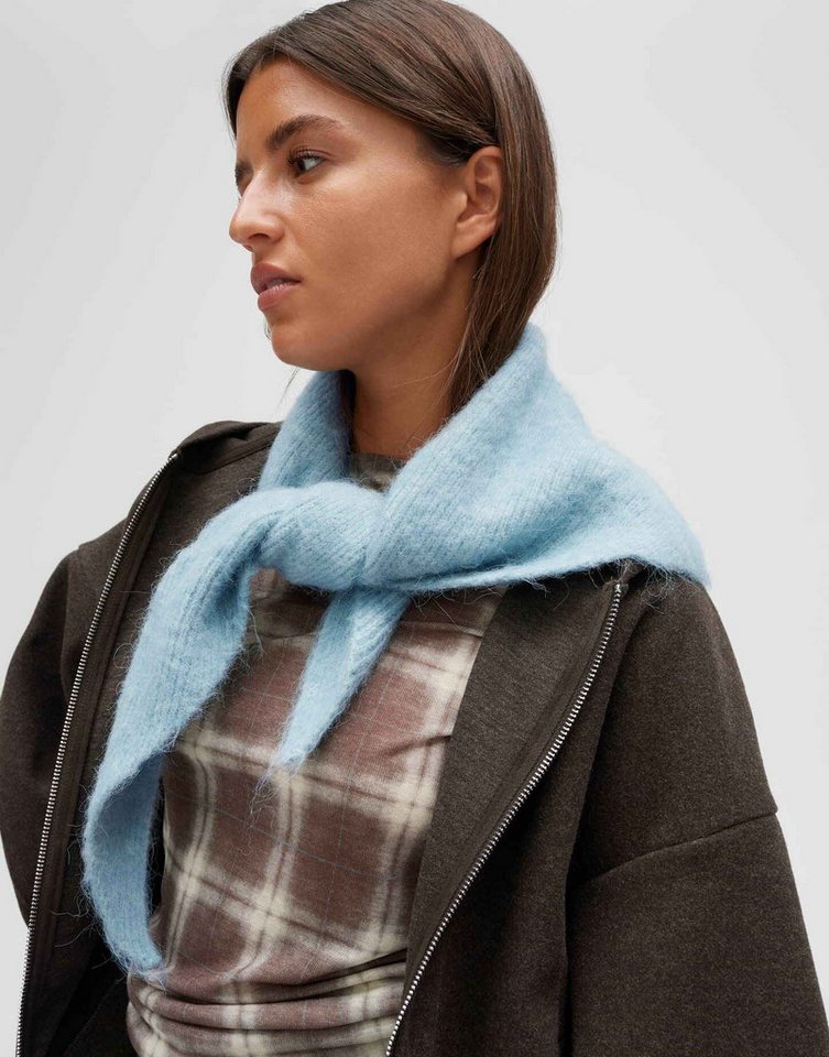 OPUS Strickschal Amaribel scarf aus weichem Strick, Dreiecksform mit feiner Rippung und besonders flauschigem Griff – Bild 2 von 4