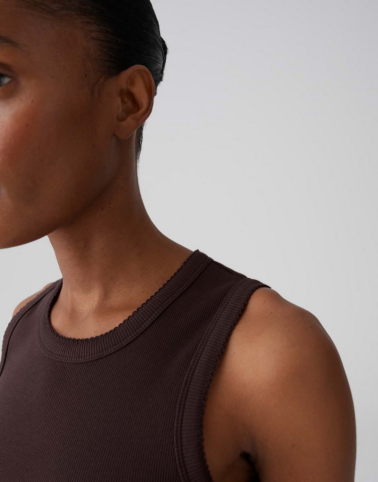 OPUS Tanktop Tanktop mit femininer Spitzenborte Schmale Passform, bogenförmige Spitzenborte als Detail – Bild 4 von 5