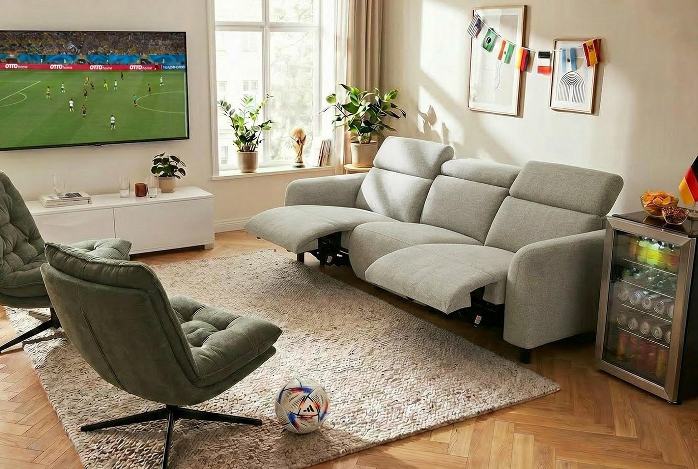 OTTO home 3-Sitzer SKAANE Struktur-Sofa, 229 cm, manuelle-u. elektrische Relaxfunktion, 229cm, Kopfteilverstllg. und man. o. elektr. Relaxfunktion in 2 Sitzen – Bild 2 von 5