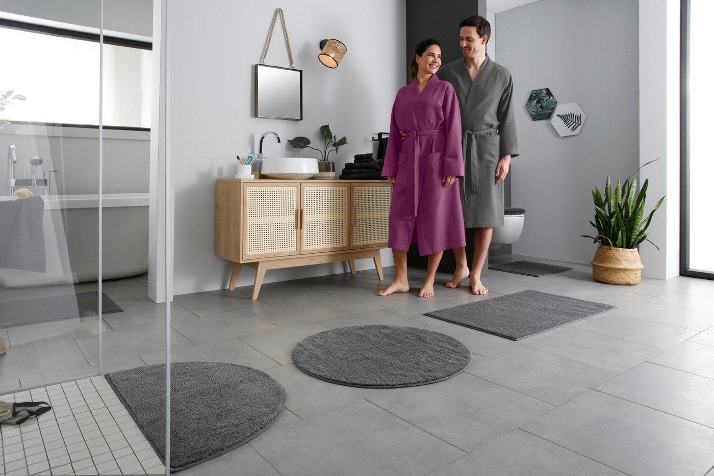 OTTO home Badematte Vanessa, Badvorleger, Badezimmer Teppich, Höhe 10 mm, rutschhemmend beschichtet, schnell trocknend, strapazierfähig, fußbodenheizungsgeeigne – Bild 2 von 5
