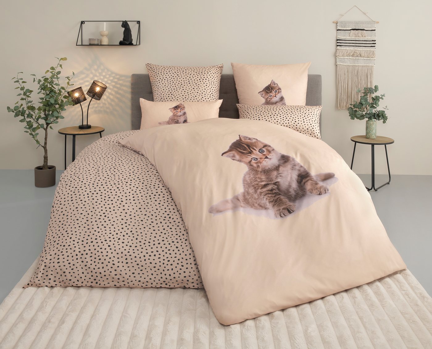 OTTO home Bettwäsche Lyki, Microfaser, 2 teilig, ab Größe 135x200 cm, 100% Polyester, Katze, Pferd, Löwe, Pinguin – Bild 2 von 5