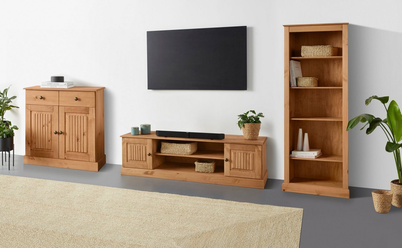 OTTO home Bücherregal Liotta, mit 4 verstellbare Einlegeböden, aus massivem Kiefernholz – Bild 4 von 5