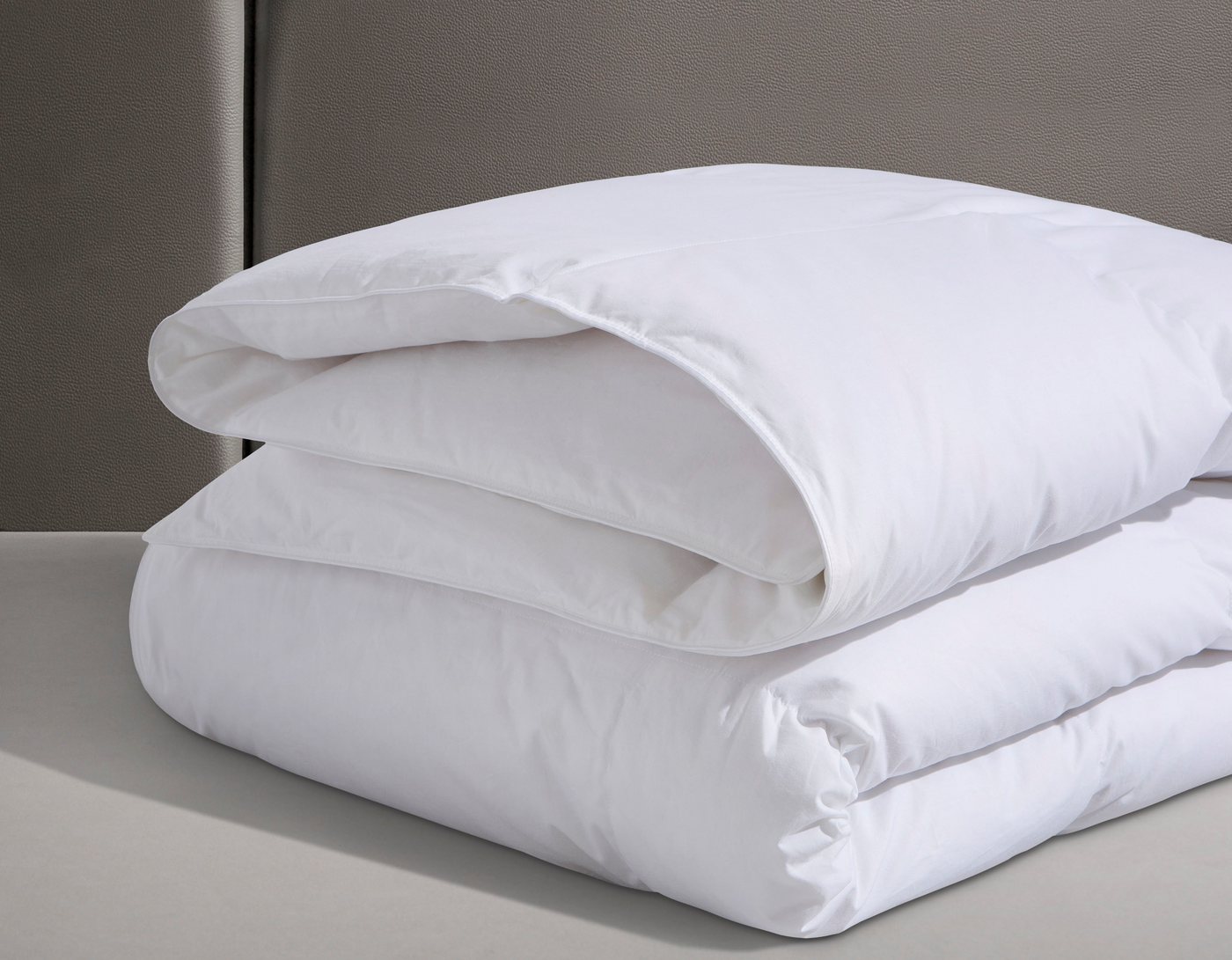 OTTO home Daunenbettdecke Loftet, Bettdecke 135x200, 155x220 cm und weitere Größen, Füllung: 90% Daunen, 10% Federn, Bezug: 100% Baumwolle, Bettdecken, Sommer,  – Bild 5 von 5