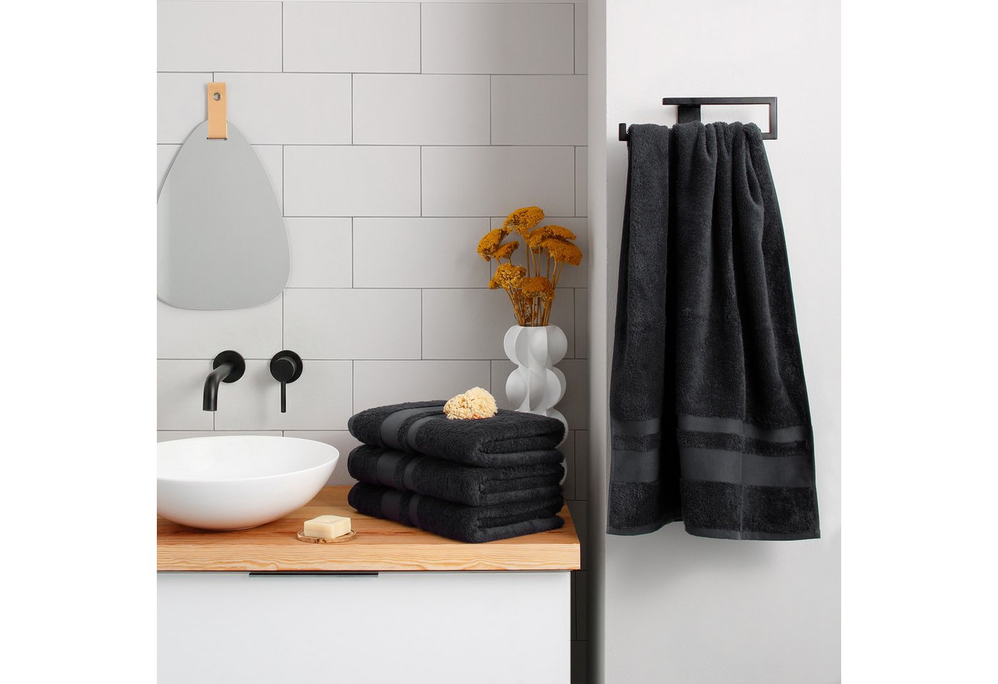 OTTO home Duschtücher Vanessa, 4 Duschtücher, 70x140cm, in Standard- und Premium-Qualität, Walkfrottee (Set, 4-St), Handtücher mit Bordüre, 100% Baumwolle, einf – Bild 2 von 5