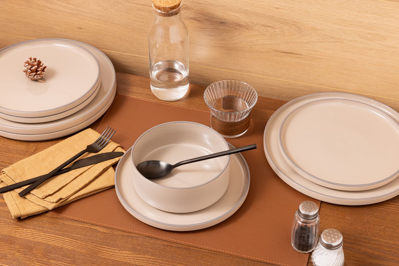 OTTO home Geschirr-Set Ylvii, außen matt, innen glänzend (18-tlg), 6 Personen, Steinzeug, spülmaschinenfest und mikrowellengeeignet – Bild 4 von 5