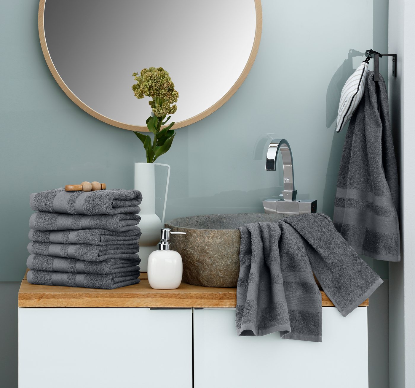 OTTO home Handtücher Vanessa, 8 Handtücher, 50x100cm, in Standard- und Premium-Qualität, Walkfrottee (Set, 8-St), Handtücher mit Bordüre, 100% Baumwolle, einfar – Bild 2 von 5