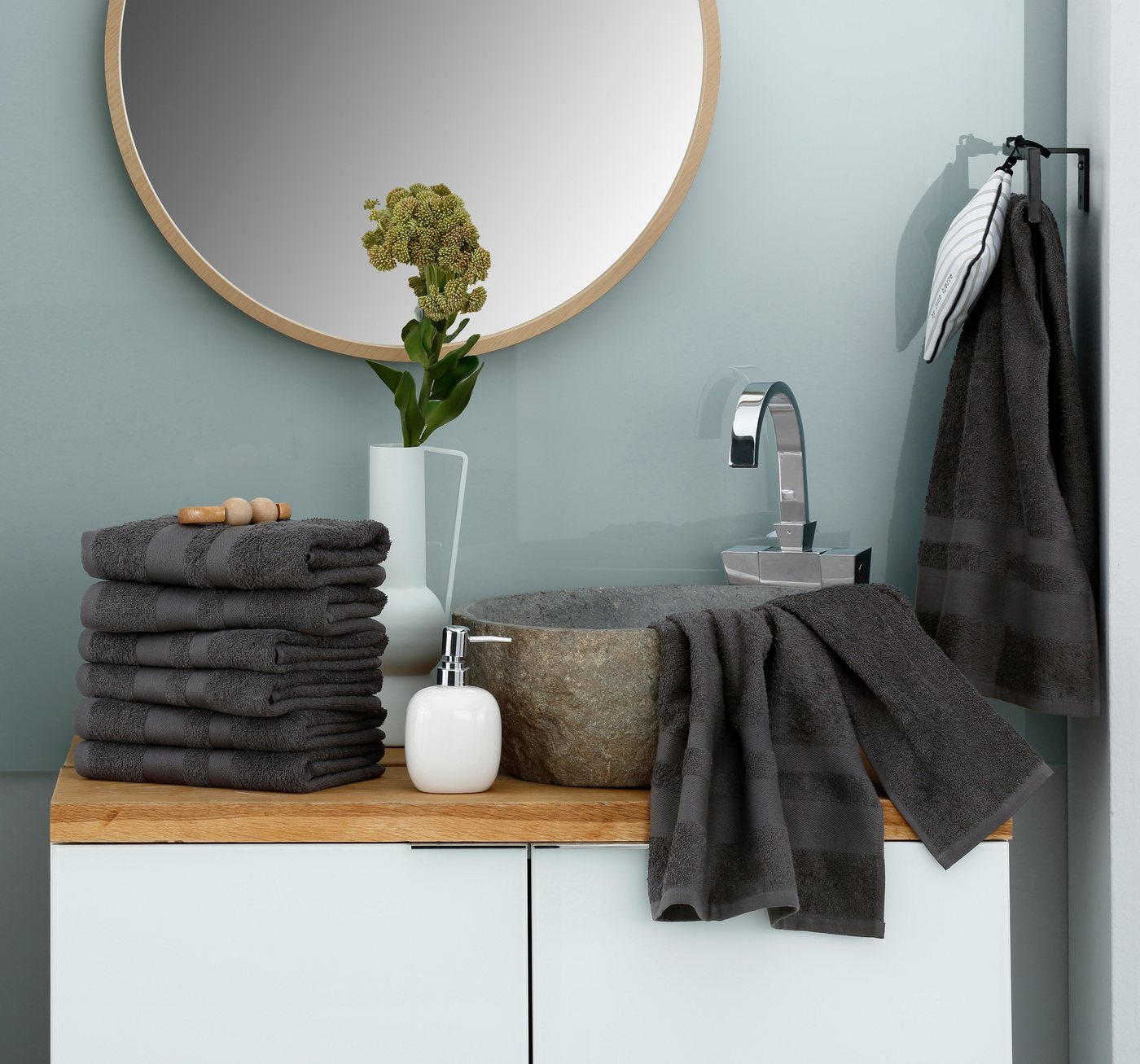 OTTO home Handtücher Vanessa, 8 Handtücher, 50x100cm, in Standard- und Premium-Qualität, Walkfrottee (Set, 8-St), Handtücher mit Bordüre, 100% Baumwolle, einfar – Bild 2 von 5