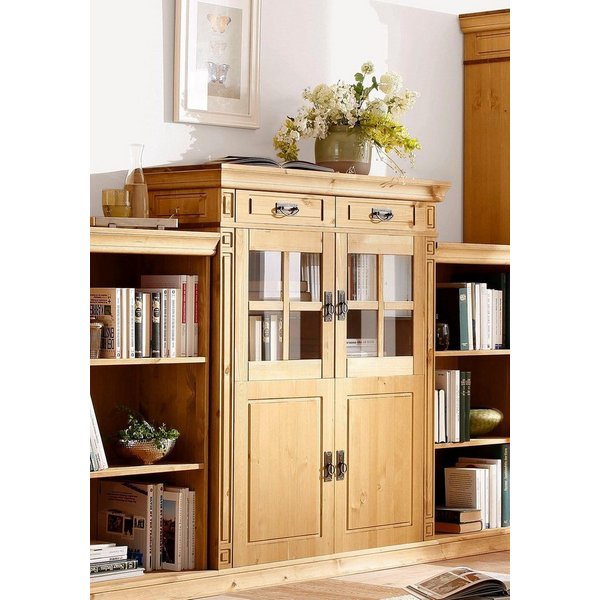 OTTO home Highboard Vinales, 2 Schubladen, 4 Türen, 3 Einlegeböden, Griffe im Jugendstil (B/T/H:112/39/130 cm), Vitrine, Messinggriffe im Jugendstil, Kiefer, FS