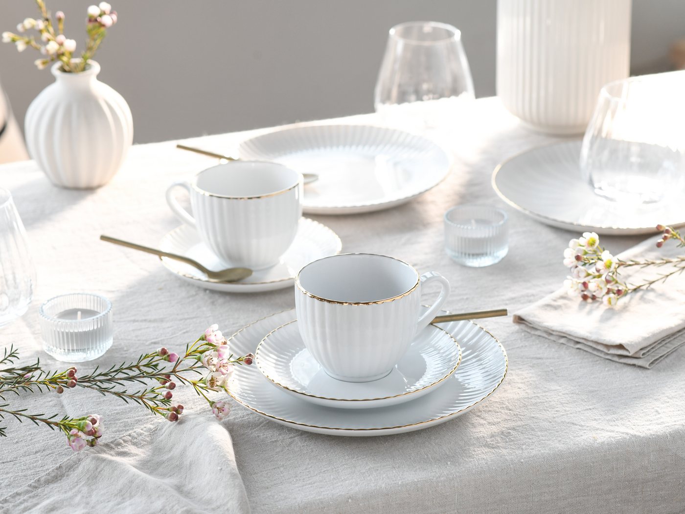 OTTO home Kaffeeservice Geschirr-Set, Service Ezzo (18-tlg), 6 Personen, Porzellan, Goldband, Made in Europe, 18 Teile, für 6 Personen – Bild 4 von 5