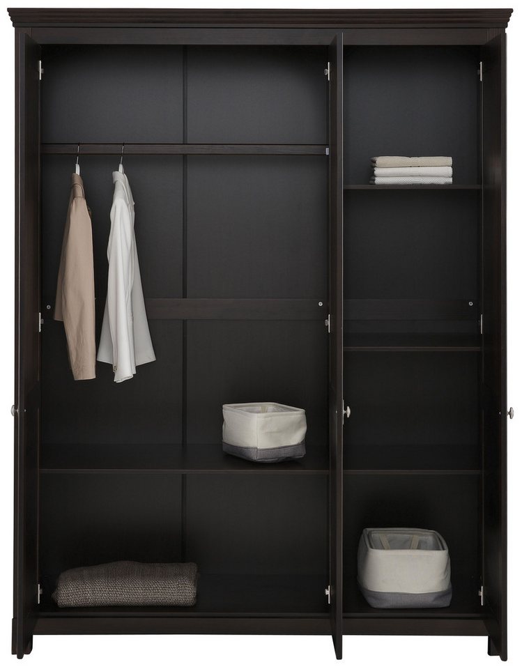 OTTO home Kleiderschrank Rauna, mit Lamellen und Kassetten, klassischer Landhausstil, rustikal (2 Breiten: 113/159 cm H/T ca. 195/60 cm) massive Kiefer, Metallg – Bild 5 von 5