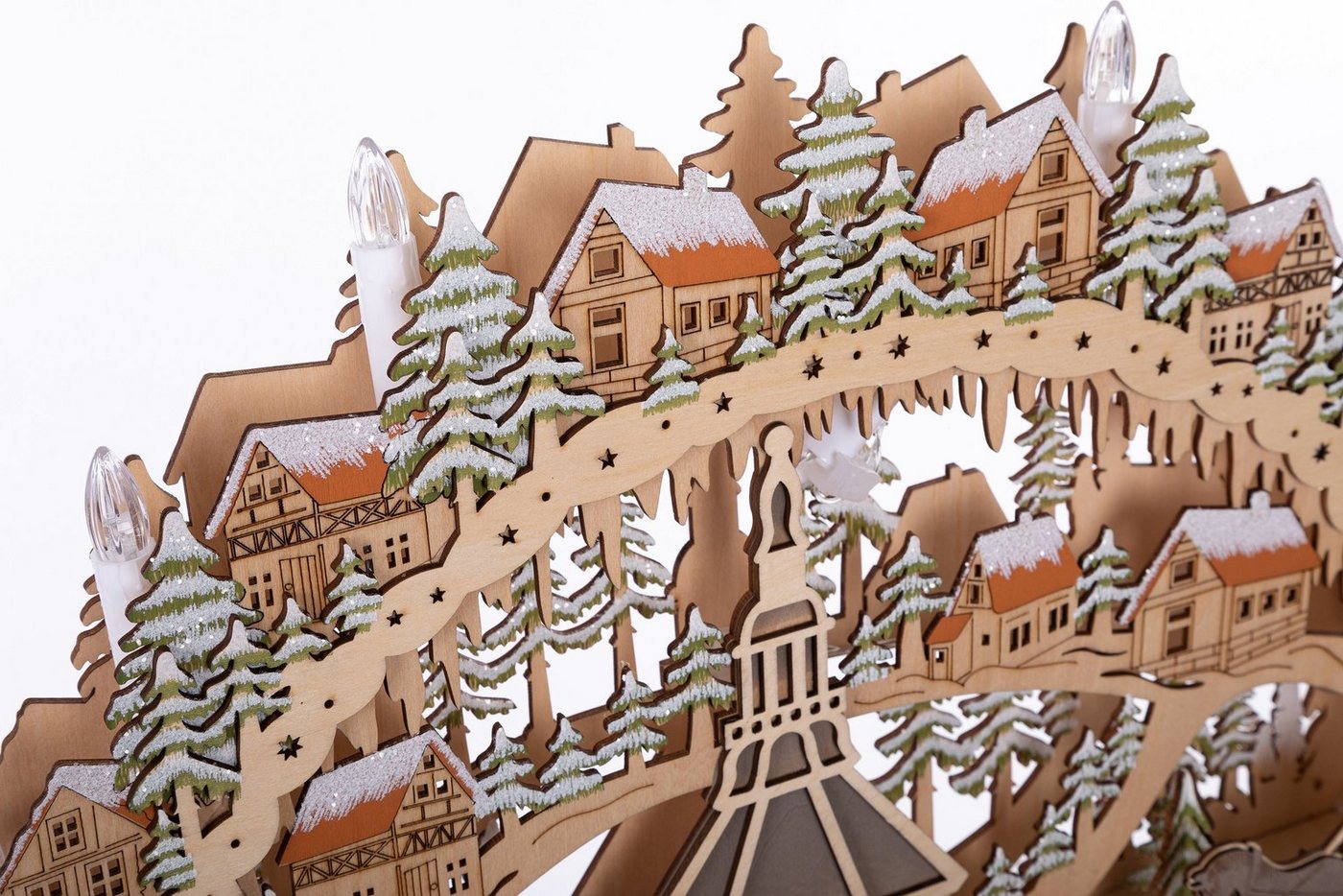 OTTO home LED Schwibbogen Deniz, Weihnachtsdeko mit Musikwerk, 49x47cm groß (1-tlg), aus Holz mit LED Beleuchtung und bewegender Pyramide, Dorf im Gebirge – Bild 5 von 5