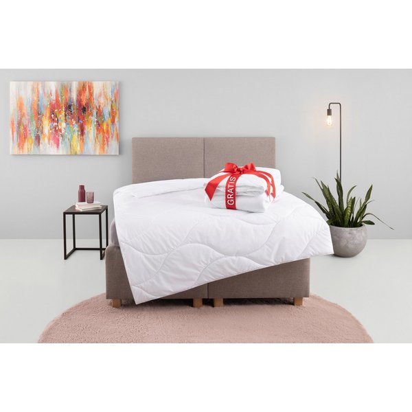 OTTO home Microfaserbettdecke Caelan, kaufe eine Decke - erhalte die Leichtbettdecke gratis dazu!, Füllung: 100% Polyester, Bezug: 100% Polyester, Bettdecke 135