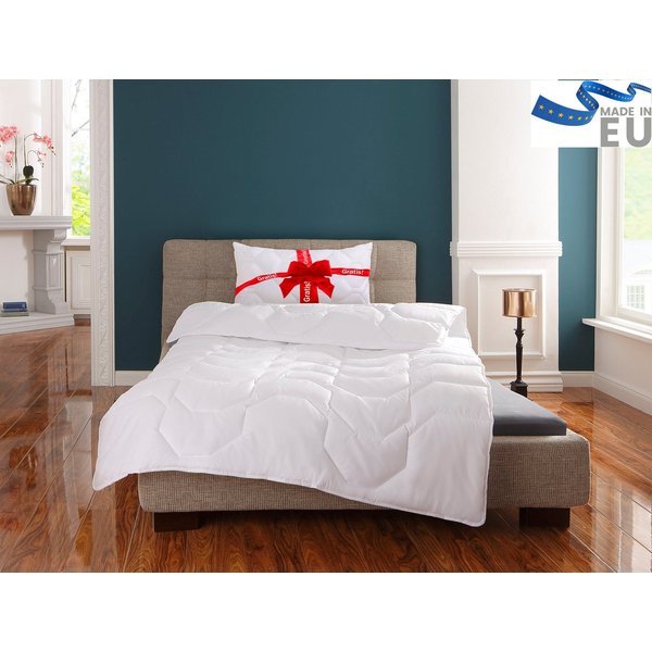 OTTO home Microfaserbettdecke Corella, Bettdecke 135x200 cm, mit Gratis-Kissen dazu: 40x80 cm, Füllung: 100% Polyester, Bezug: 100% Polyester, Bettdecken, Somme