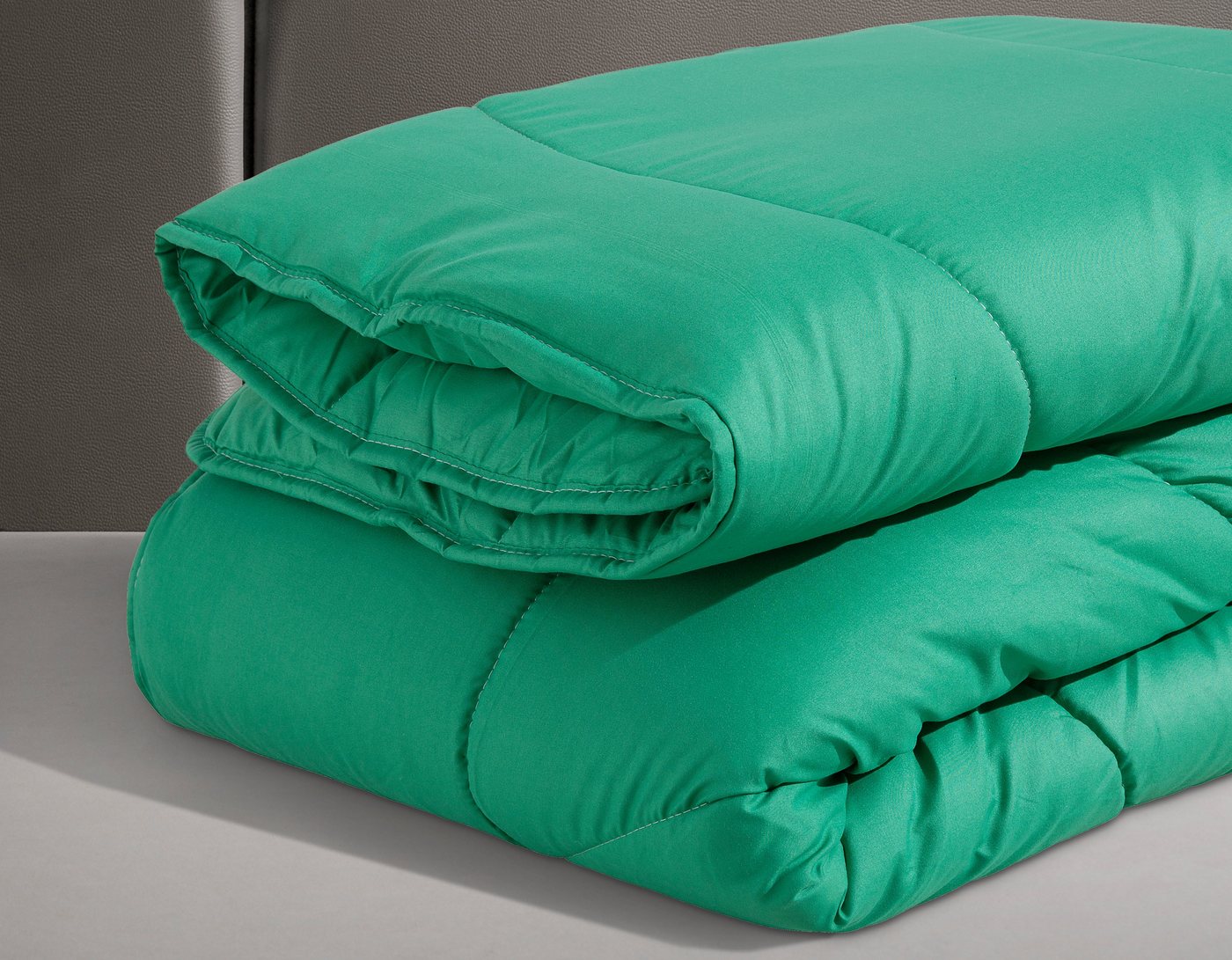 OTTO home Microfaserbettdecke Microlux, Bettdecke 135x200 cm und Übergrößen bis 240x220cm, Füllung: Feuchtigkeitsregulierende 3D Klimafaser (Polyester), Bezug:  – Bild 2 von 5