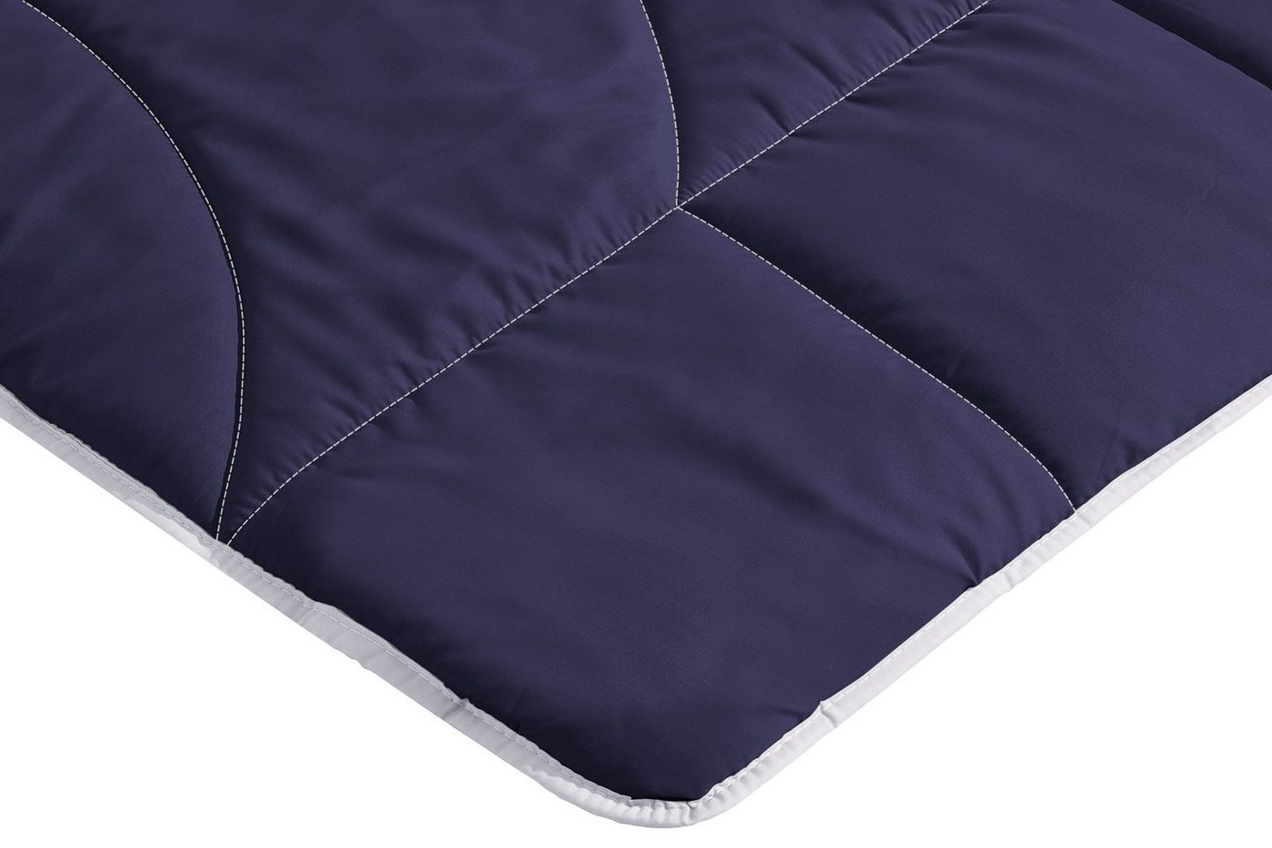 OTTO home Microfaserbettdecke Microlux, Bettdecke 135x200 cm und Übergrößen bis 240x220cm, Füllung: Feuchtigkeitsregulierende 3D Klimafaser (Polyester), Bezug:  – Bild 3 von 5
