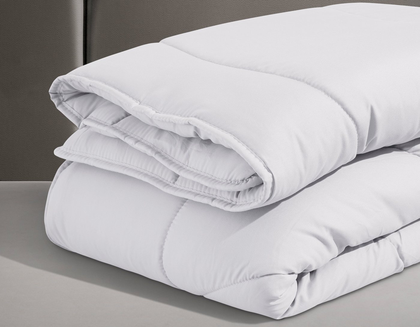 OTTO home Microfaserbettdecke Microlux, Bettdecke 135x200 cm und Übergrößen bis 240x220cm, Füllung: Feuchtigkeitsregulierende 3D Klimafaser (Polyester), Bezug:  – Bild 2 von 5