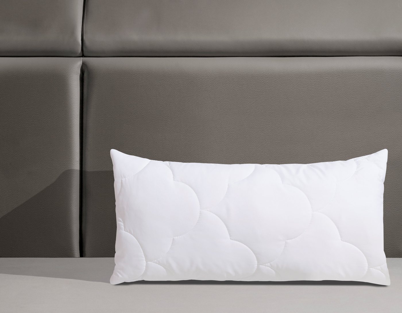 OTTO home Microfaserkissen Mondschein, Kopfkissen 1-tlg. oder 2-tlg. 40x80 oder 80x80 cm, Füllung: Faserbällchen, Bezug: Polyester oder antibakteriellen Microfa – Bild 2 von 5
