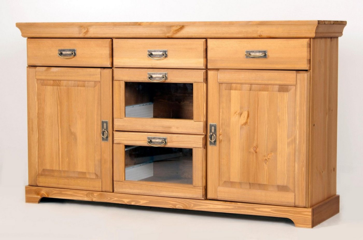 OTTO home Sideboard Rügen Kommode mit 2 Türen, 5 Schubläden mit Metallgriffen, Kommode aus massiver Kiefer, Schubladen mit Glaseinsatz, Metallgriffe – Bild 2 von 5