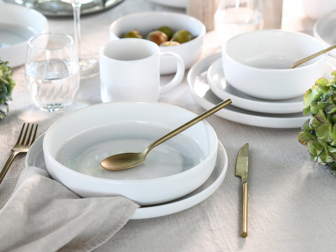 OTTO home Teller-Set modernes Geschirr-Set, Service Lykk (18-tlg), 6 Personen, Steinzeug, hohe Haltbarkeit, spülmaschinen- & mikrowellengeeignet, Reaktivglasur – Bild 5 von 5